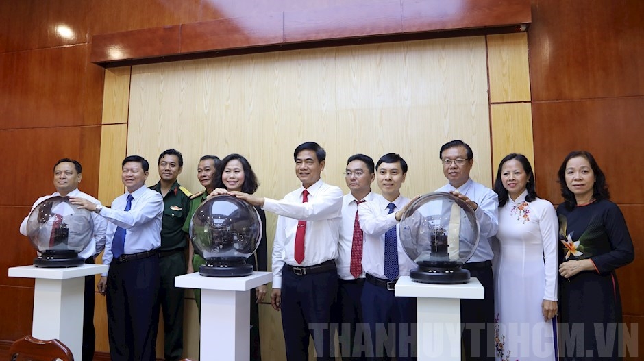 Quận 11 TP HCM công bố triển khai mô hình Phòng họp không giấy và Ứng dụng giao việc tức thời, nhắc việc thông minh